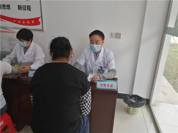 娄底市第二人民医院专家义诊队进乡村-2.png